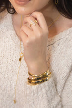 Load image into Gallery viewer, &quot;Odette&quot; Gold-Filled Hinged Bangle